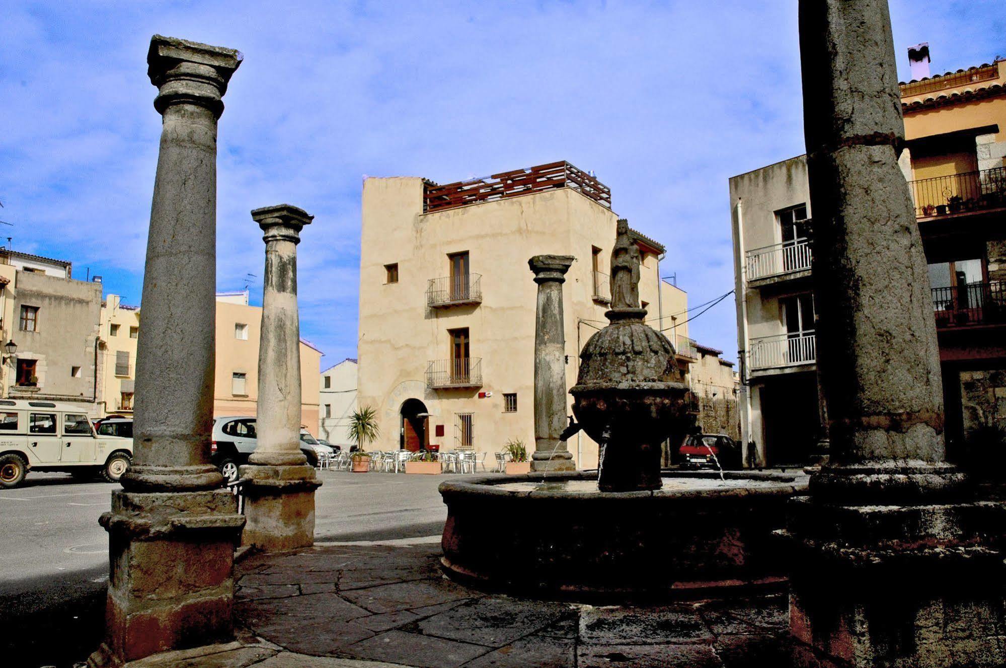 Hostal De Cabrit Sant Mateu Extérieur photo