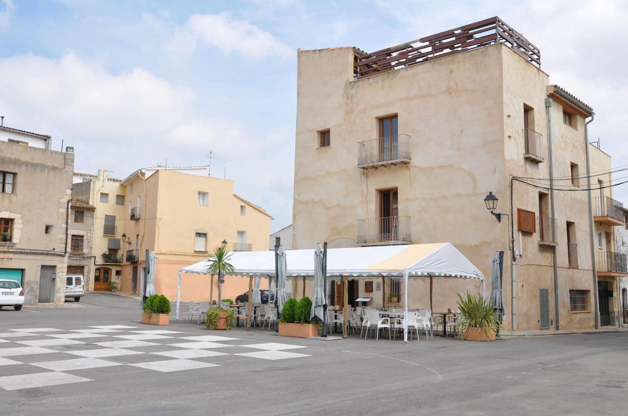 Hostal De Cabrit Sant Mateu Extérieur photo