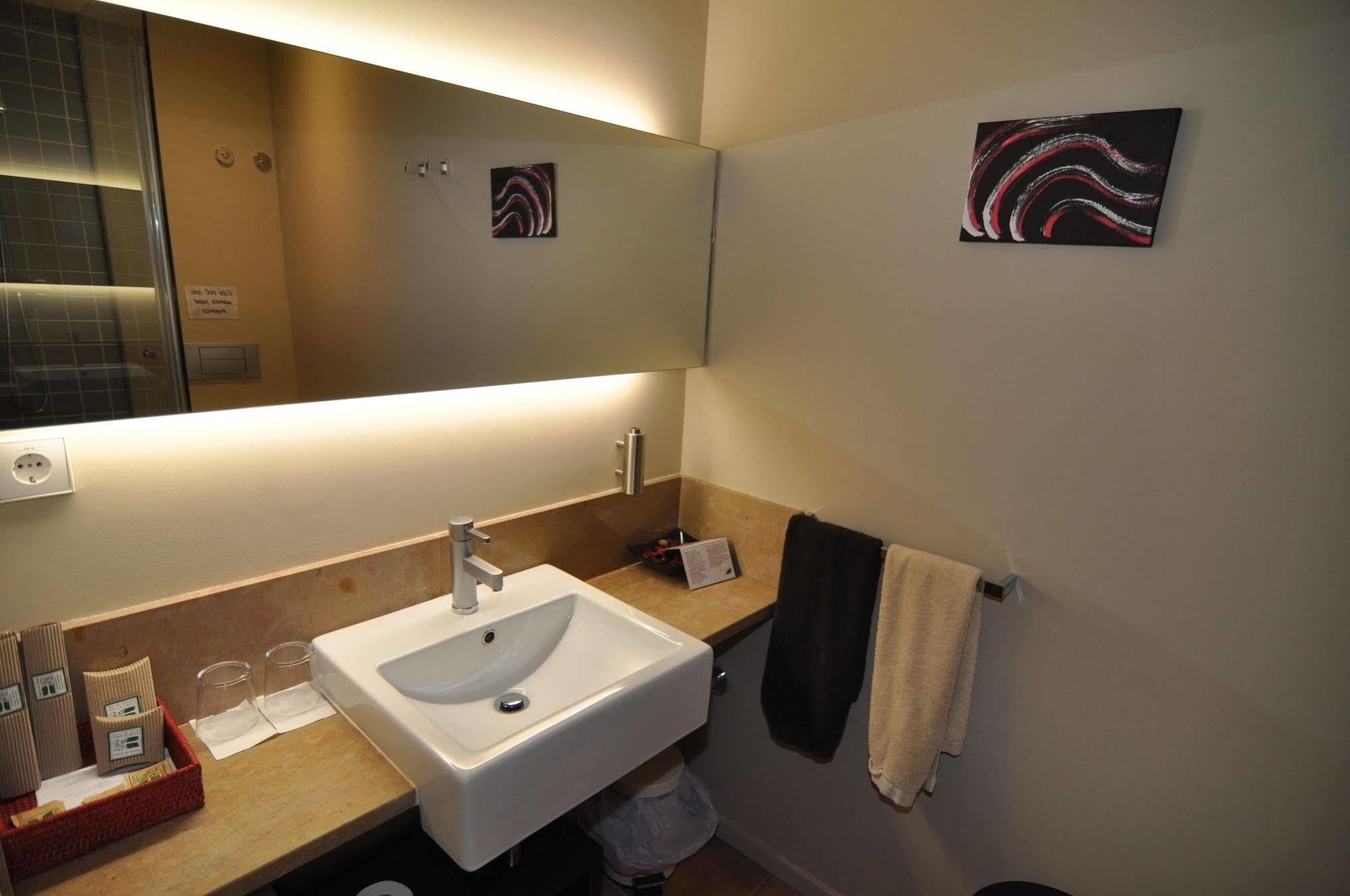 Hostal De Cabrit Sant Mateu Extérieur photo