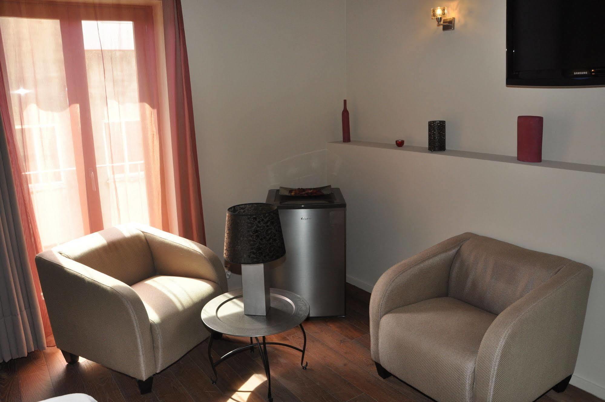 Hostal De Cabrit Sant Mateu Extérieur photo